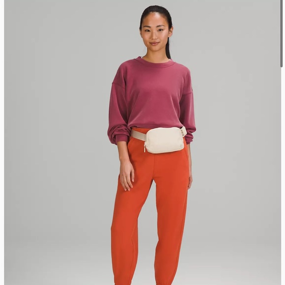 Lululemon White Opal Everywhere Belt Bag - Picture 6 of 6